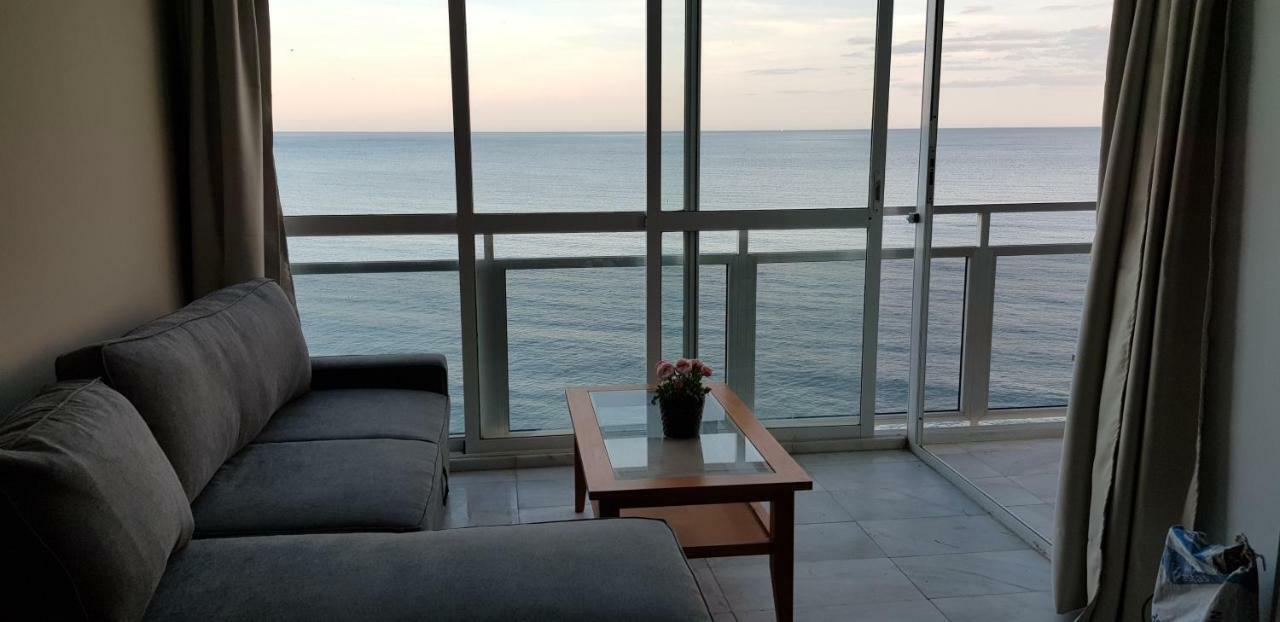 Apartamento Autentico La Perla Playa ベナルマデナ エクステリア 写真